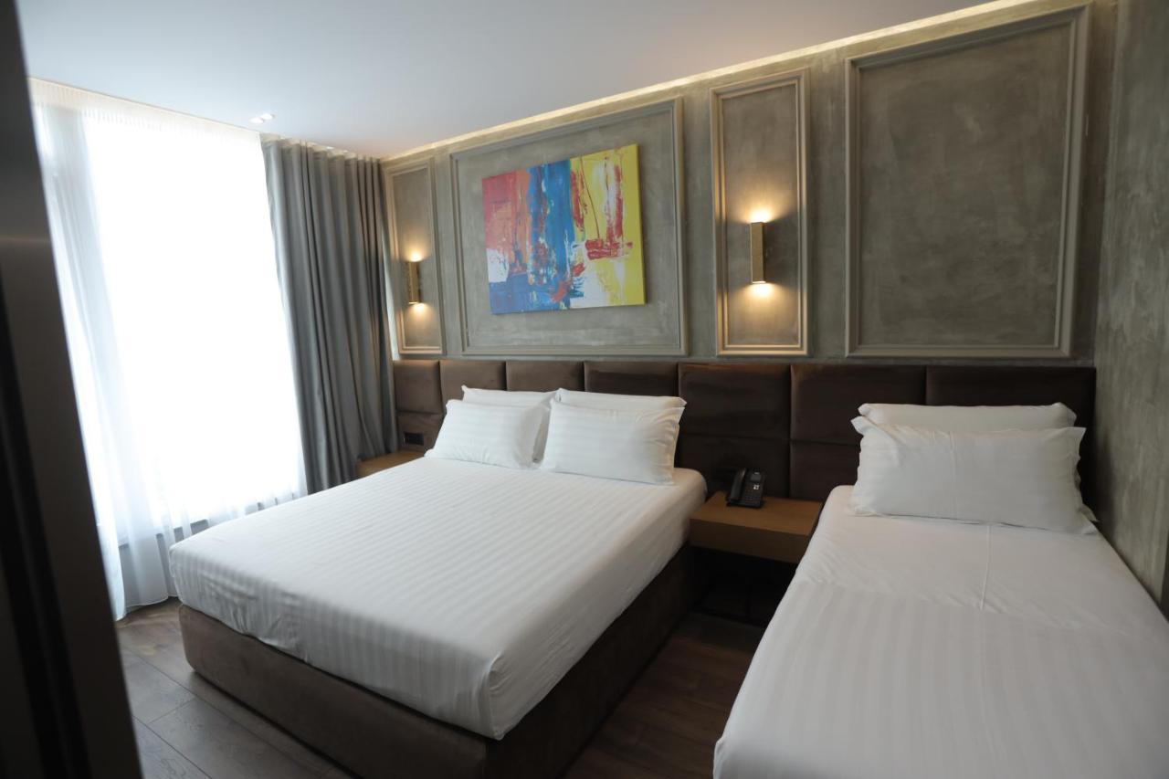 AP Hotel Boutique Vlorë Extérieur photo