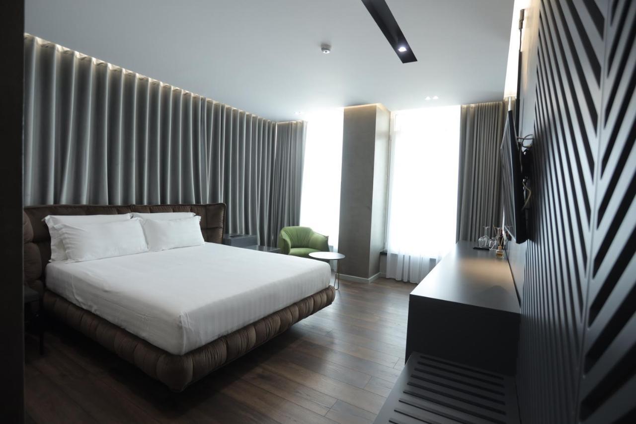 AP Hotel Boutique Vlorë Extérieur photo