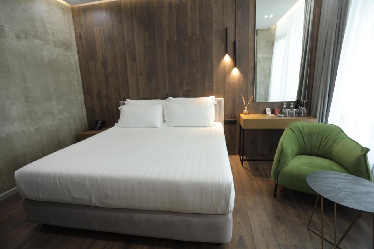 AP Hotel Boutique Vlorë Extérieur photo