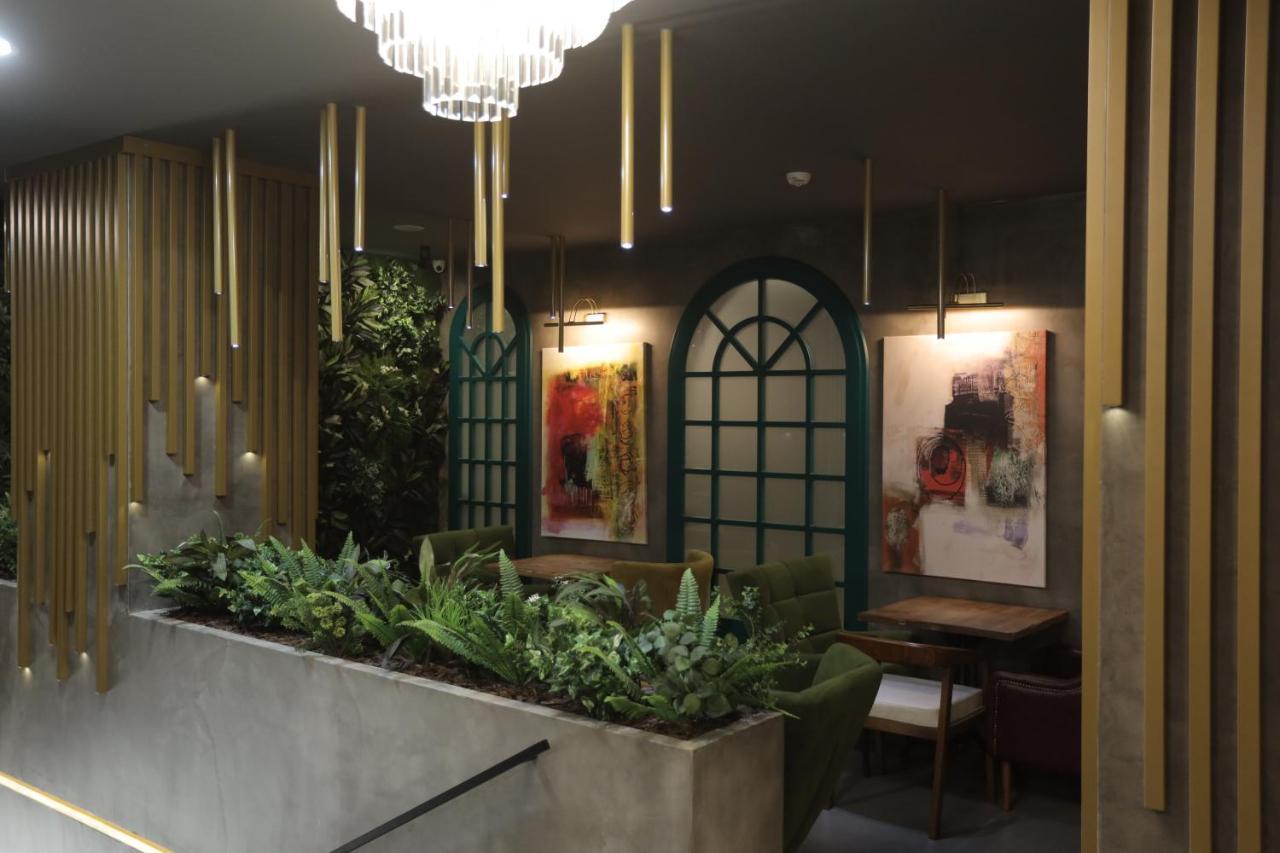AP Hotel Boutique Vlorë Extérieur photo